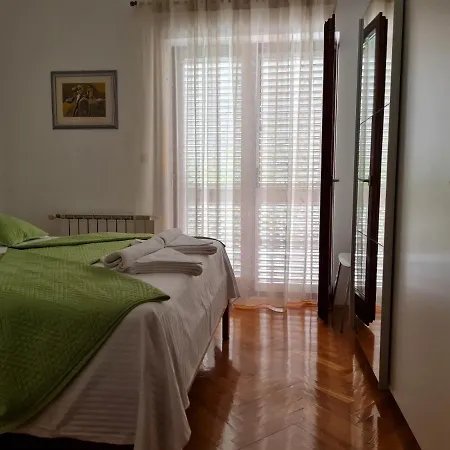 Ante Split