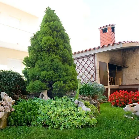 Ante Гостьовий будинок